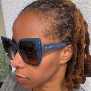 Guess Navy Women's Sunglasses